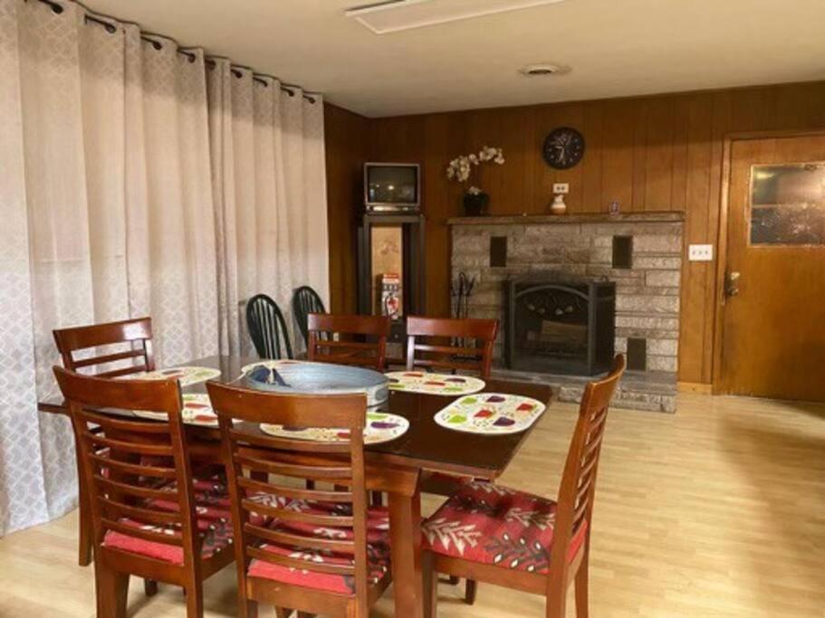 Big Bear Family House, 7 Bed Rooms, 2 Living Rooms, Fire Pit Gatlinburg Ngoại thất bức ảnh