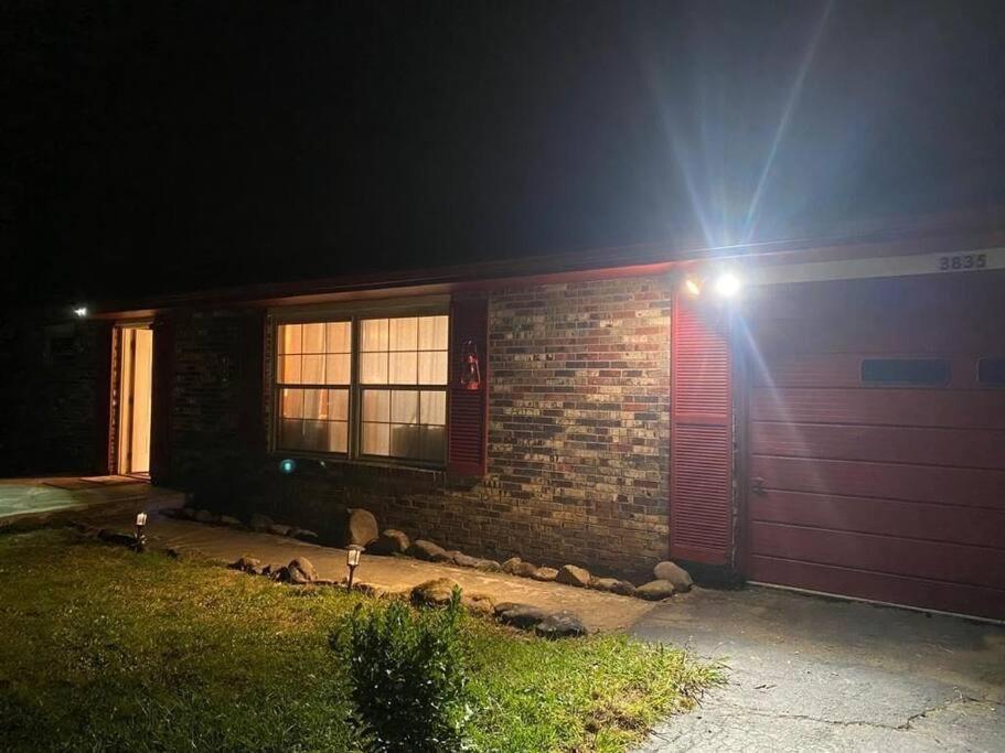 Big Bear Family House, 7 Bed Rooms, 2 Living Rooms, Fire Pit Gatlinburg Ngoại thất bức ảnh